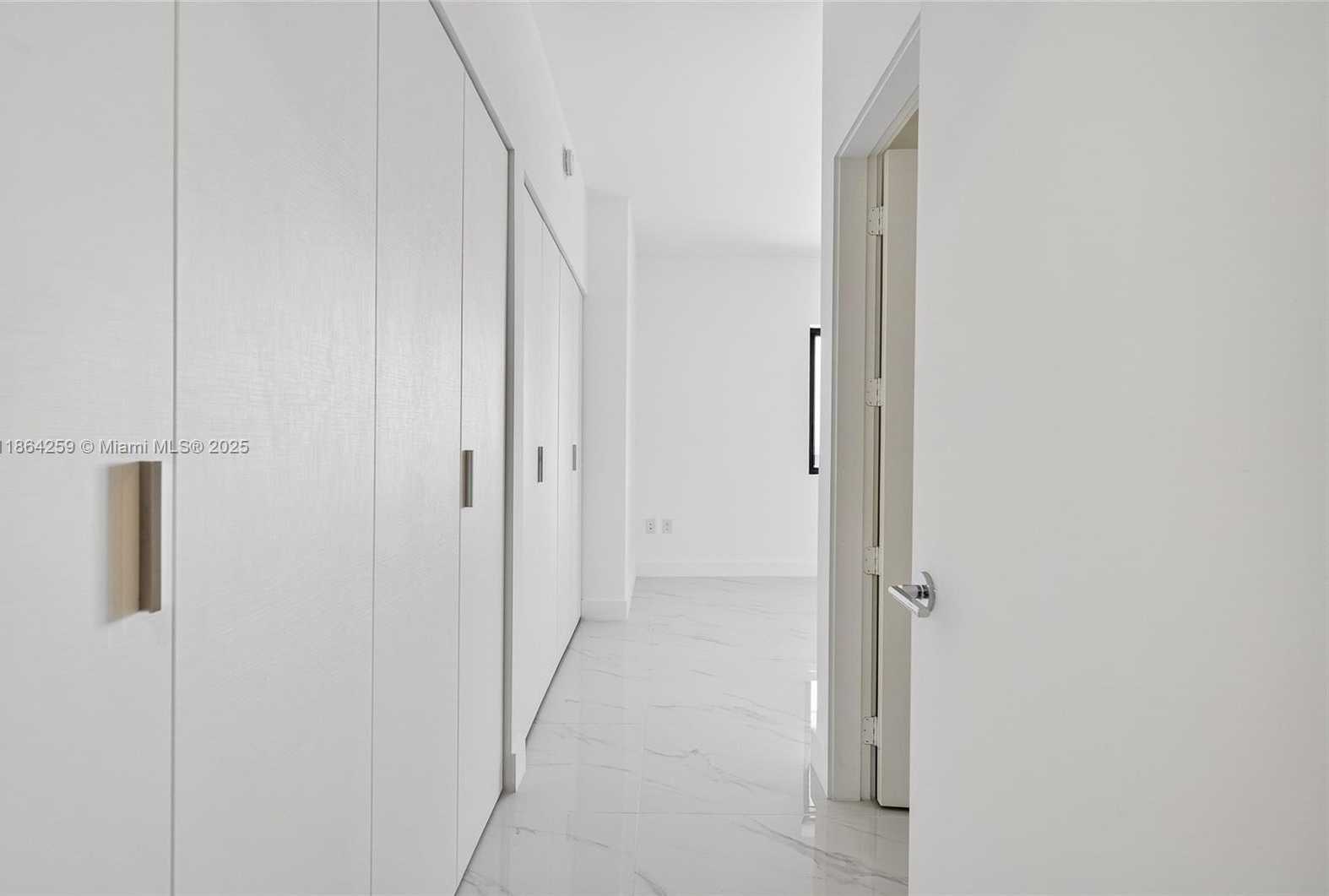 Small Image of 700 NORTH EAST 24TH #2606, Miami Number 28
