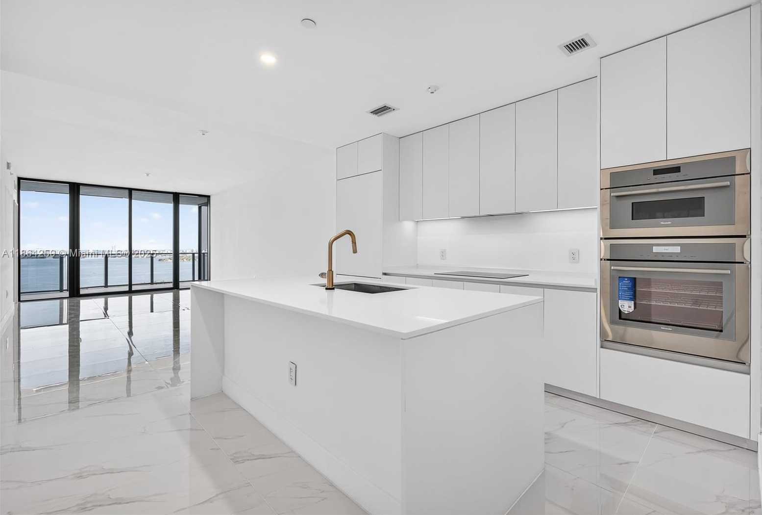 Small Image of 700 NORTH EAST 24TH #2606, Miami Number 3
