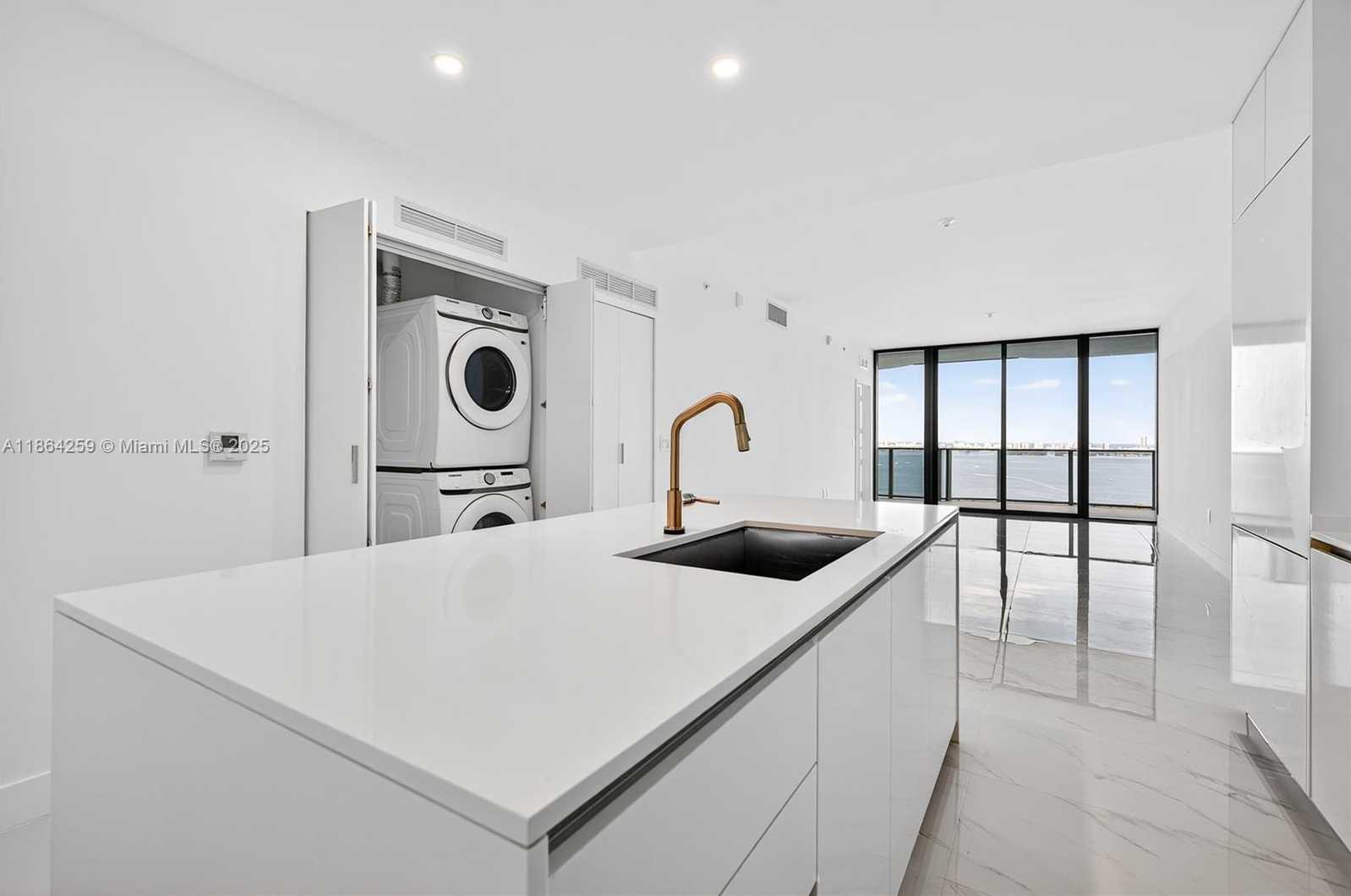 Small Image of 700 NORTH EAST 24TH #2606, Miami Number 8