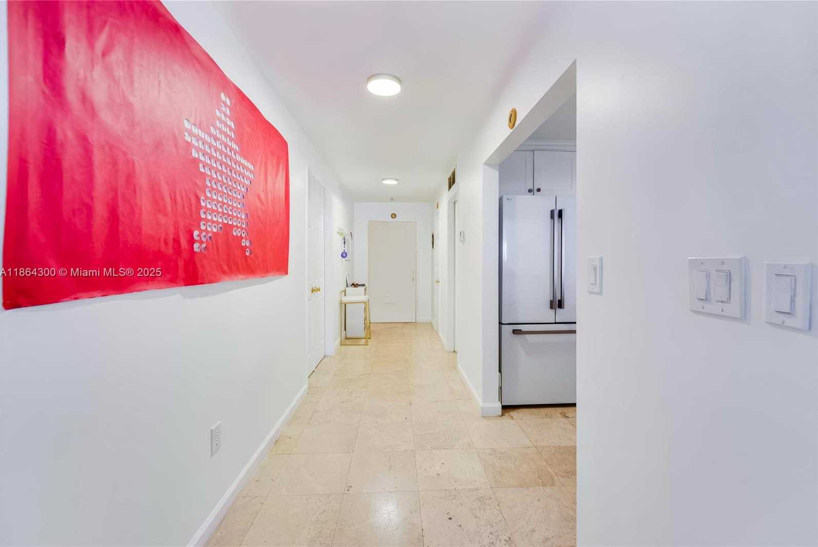 Small Image of 5601 COLLINS AVE #M5, Miami Beach Number 15