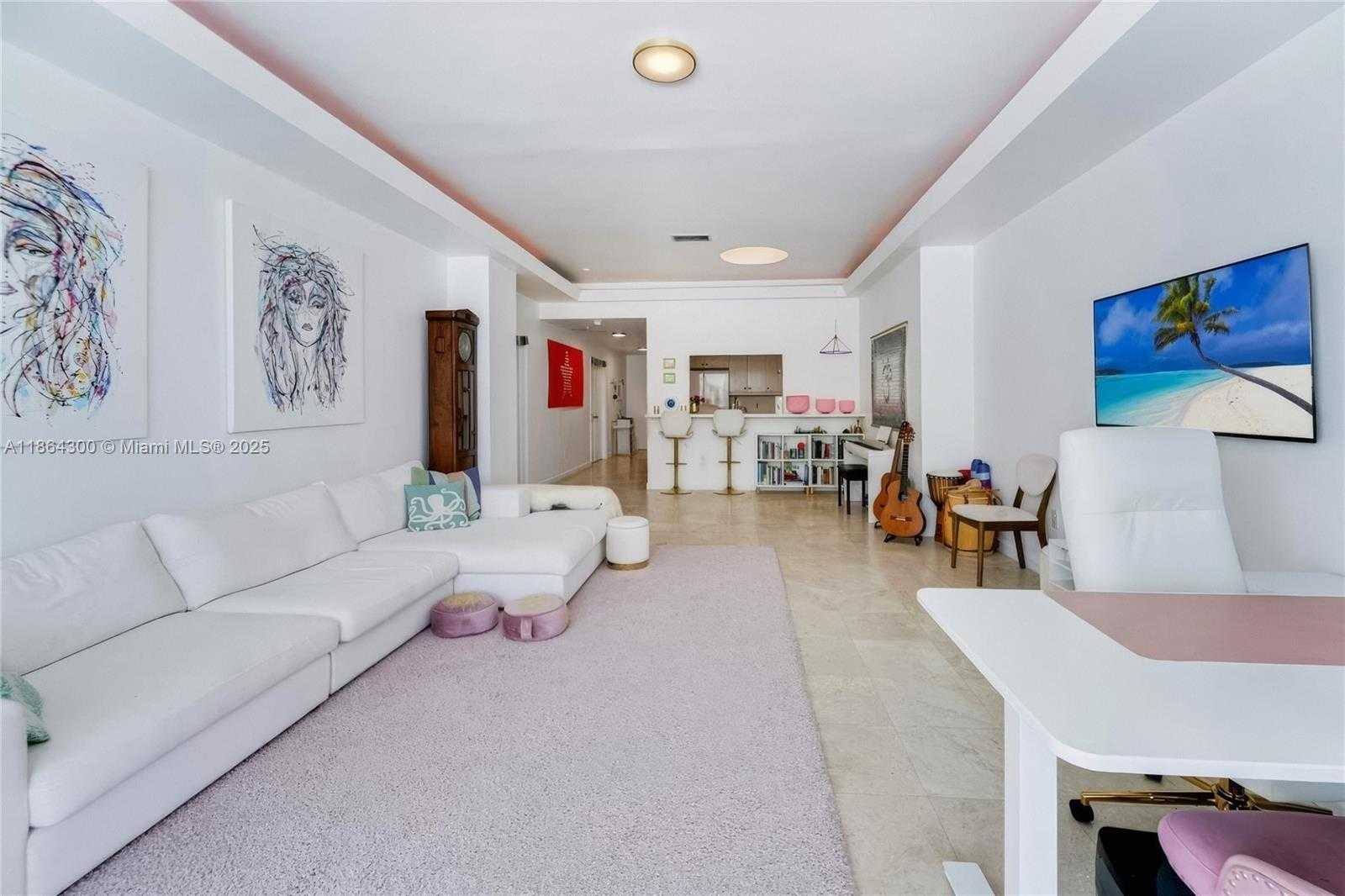 Small Image of 5601 COLLINS AVE #M5, Miami Beach Number 8