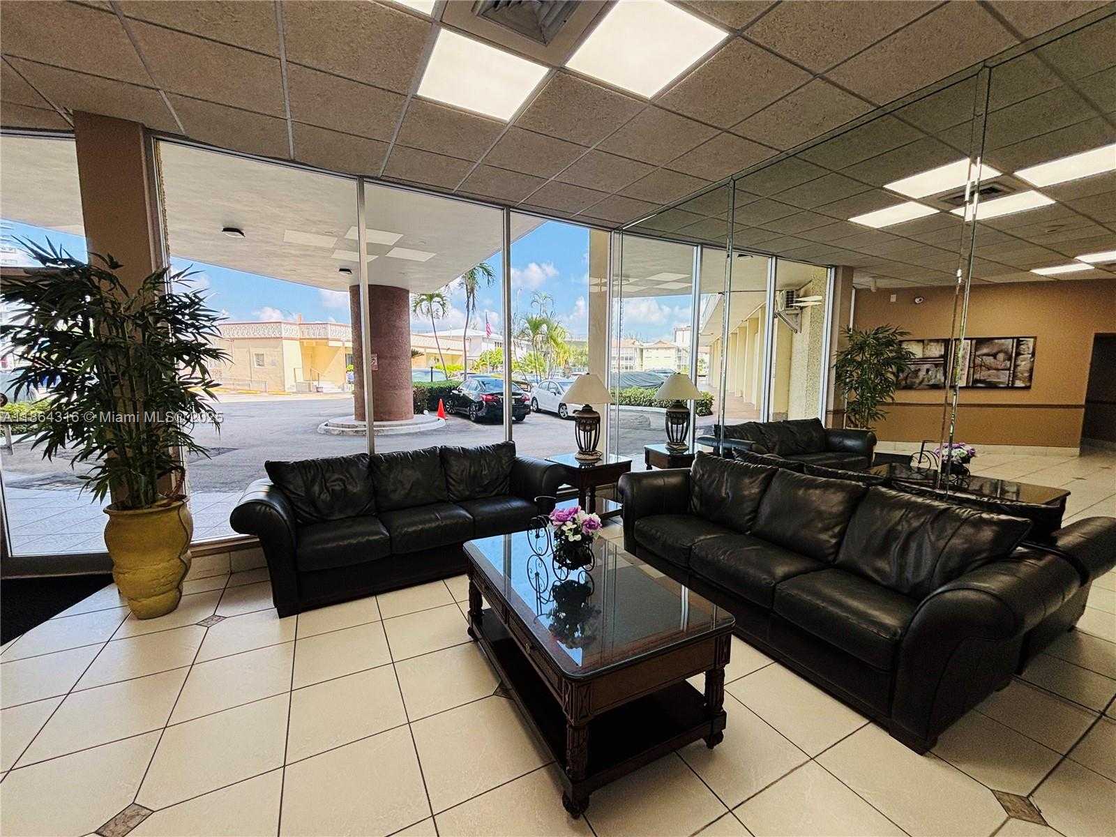 Small Image of 1817 SOUTH OCEAN DR #622, Hallandale Beach Number 8
