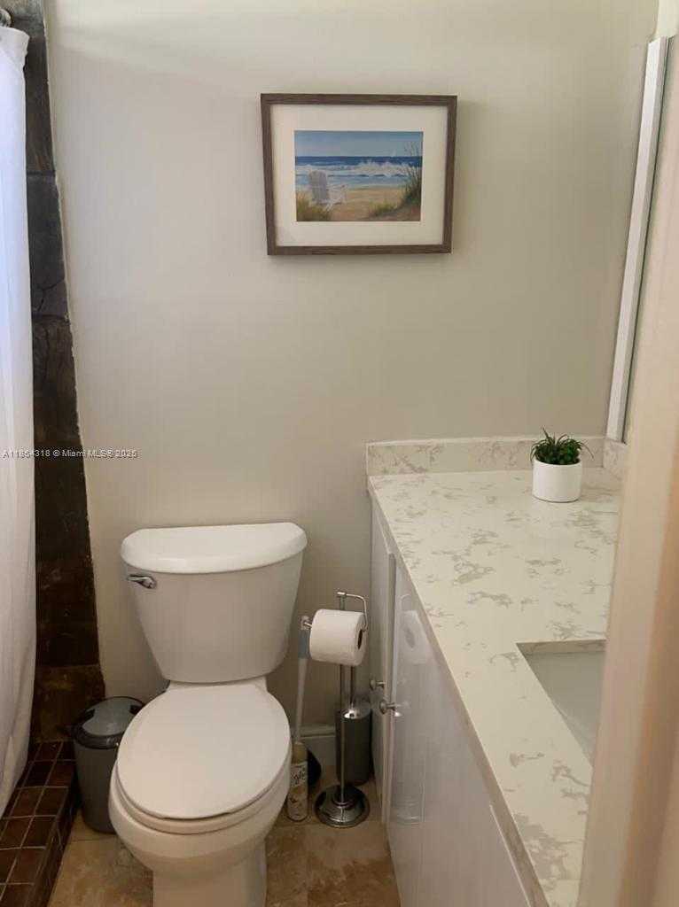 Small Image of 7904 WEST DR #110, North Bay Village Number 8
