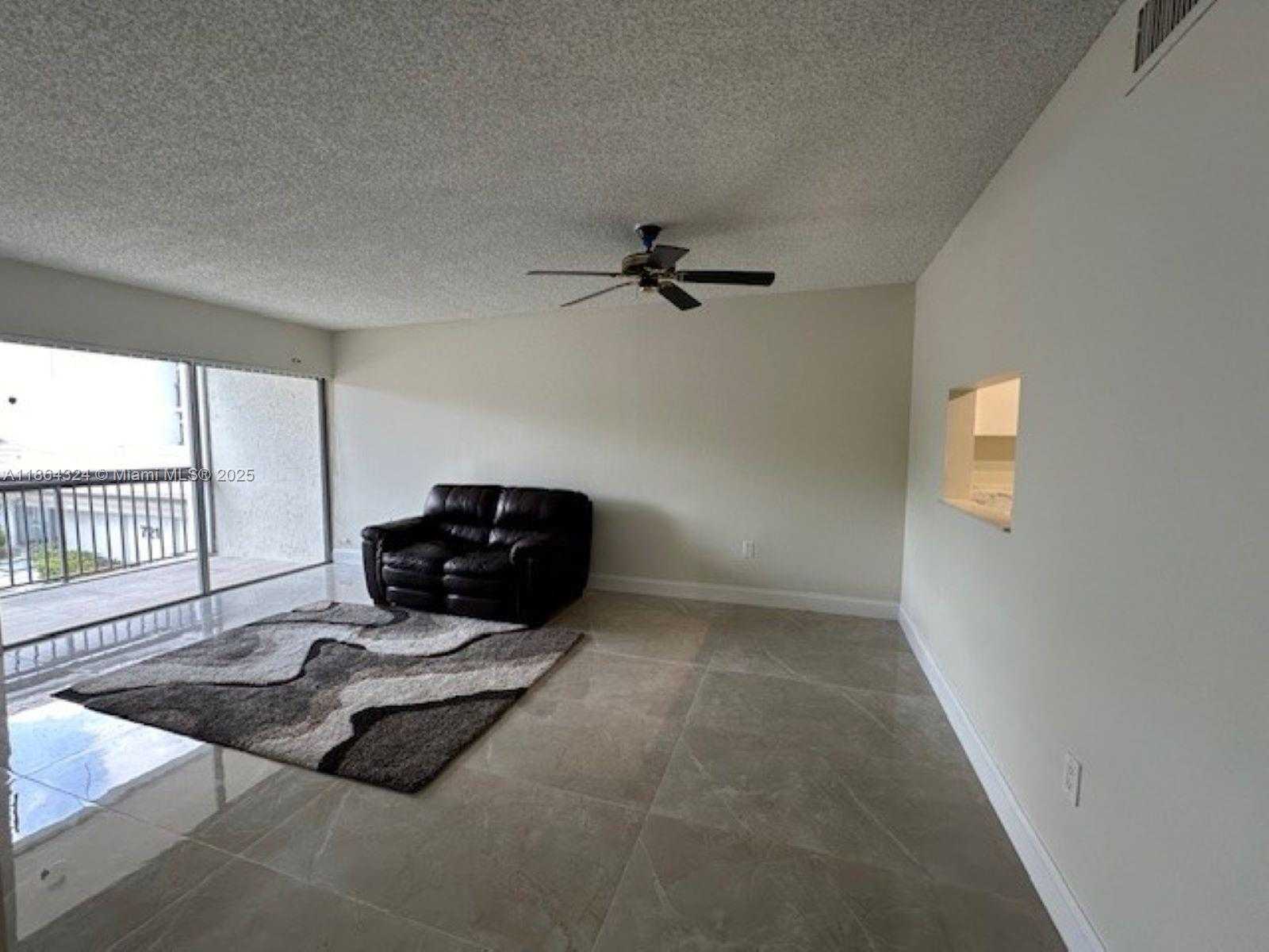 Small Image of 721 NORTH PINE ISLAND RD #214, Plantation Number 2