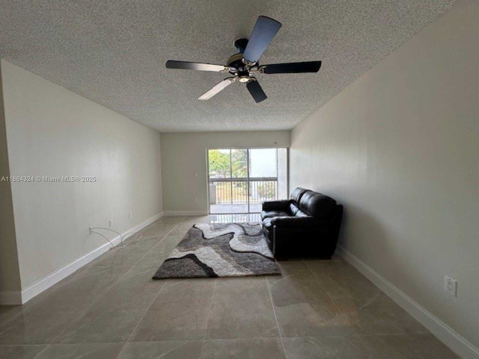 Small Image of 721 NORTH PINE ISLAND RD #214, Plantation Number 4