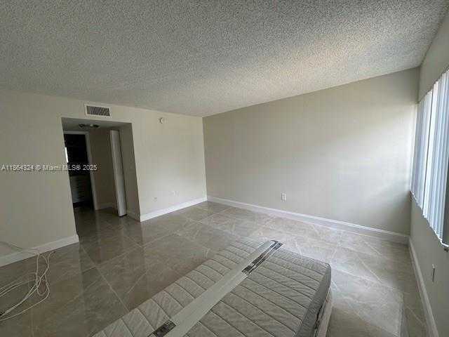 Small Image of 721 NORTH PINE ISLAND RD #214, Plantation Number 9