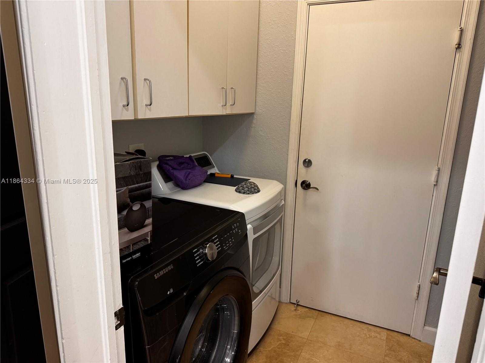 Small Image of 876 WEST SPINNAKER DR W, Hollywood Number 31