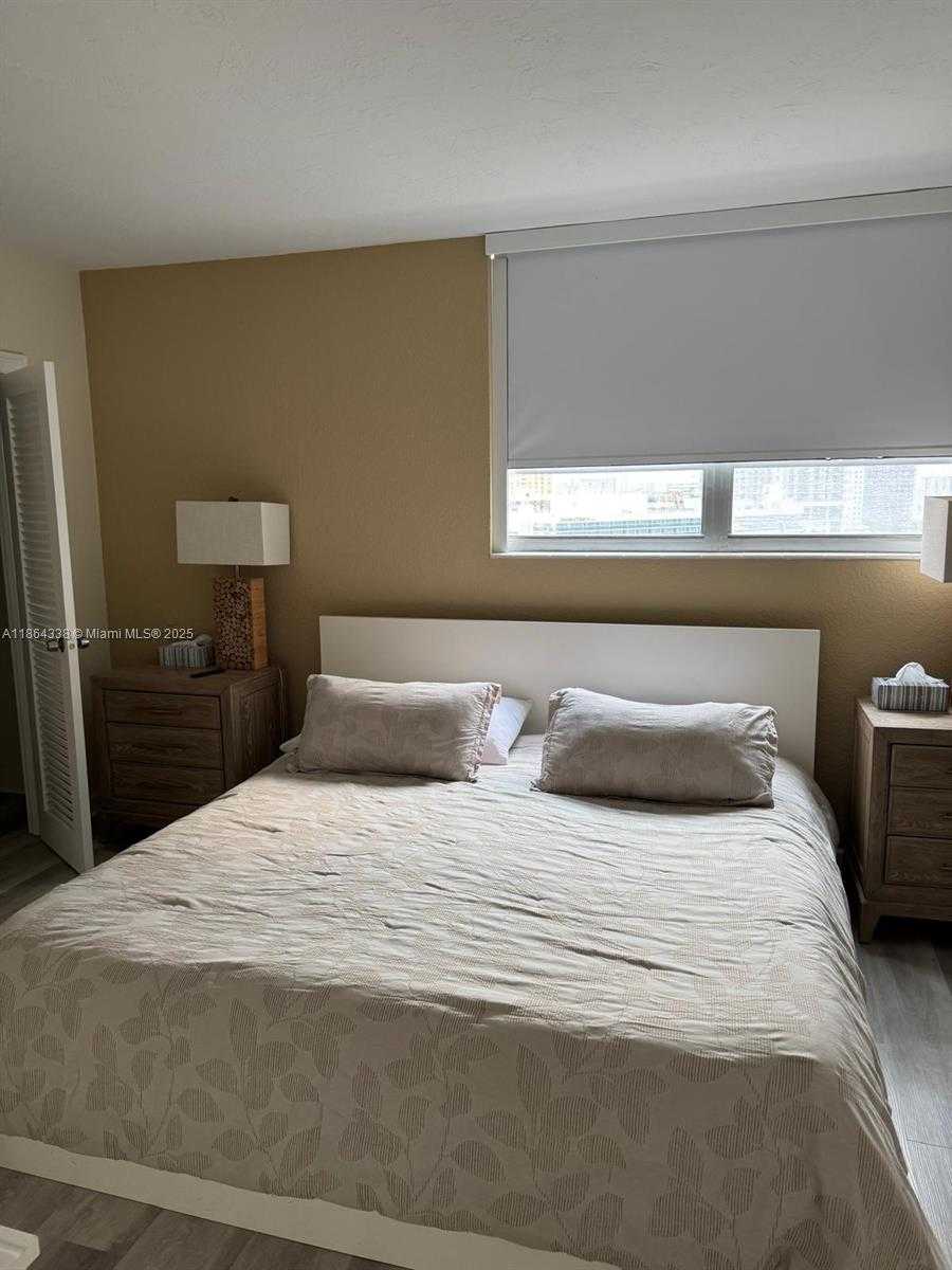 Small Image of 3801 SOUTH OCEAN DR #14V, Hollywood Number 16