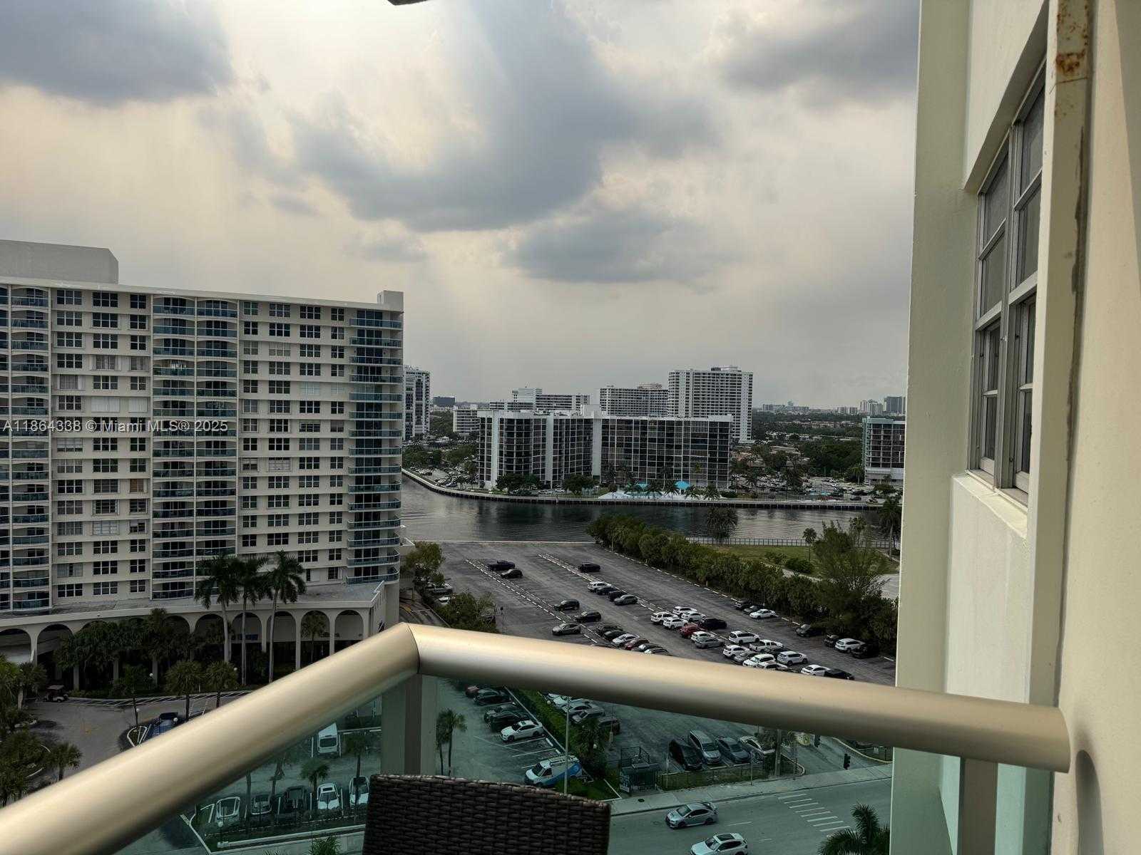 Small Image of 3801 SOUTH OCEAN DR #14V, Hollywood Number 19
