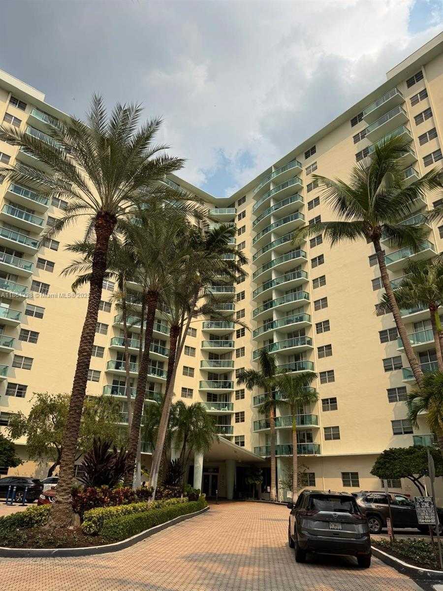 Small Image of 3801 SOUTH OCEAN DR #14V, Hollywood Number 25