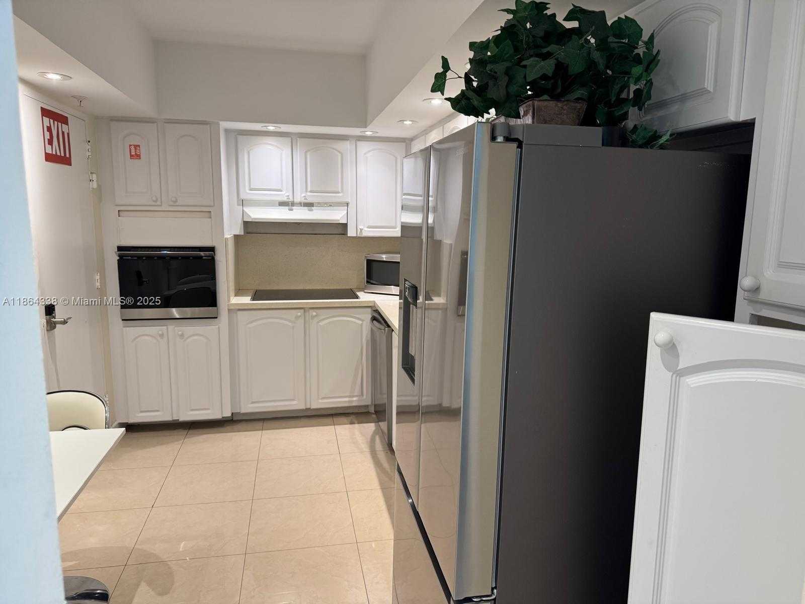 Small Image of 3801 SOUTH OCEAN DR #14V, Hollywood Number 8