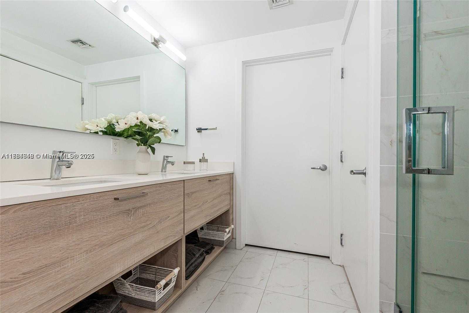 Small Image of 16385 BISCAYNE BLVD #2118, North Miami Beach Number 10