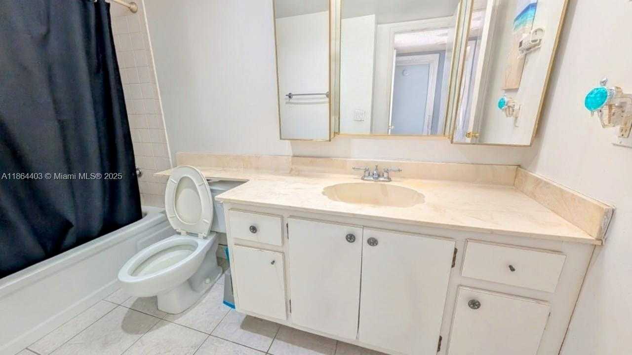 Small Image of 2801 NORTH EAST 183RD ST #908W, Aventura Number 25