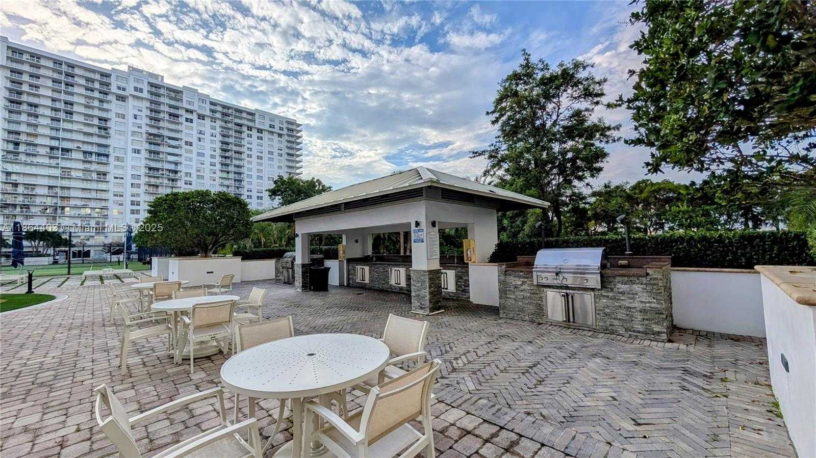 Small Image of 2801 NORTH EAST 183RD ST #908W, Aventura Number 32