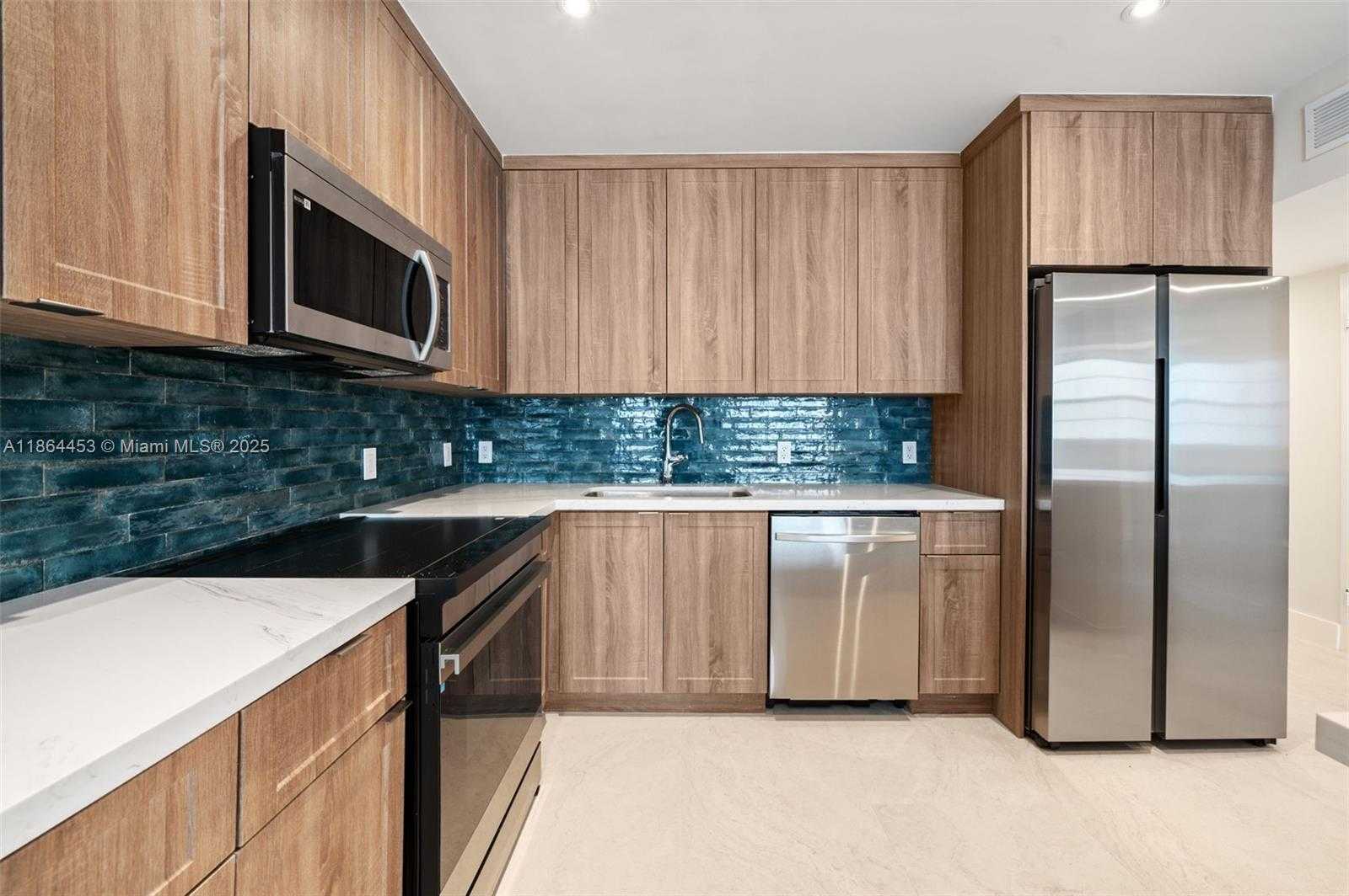 Small Image of 9341 EAST BAY HARBOR DR #4C, Bay Harbor Islands Number 13