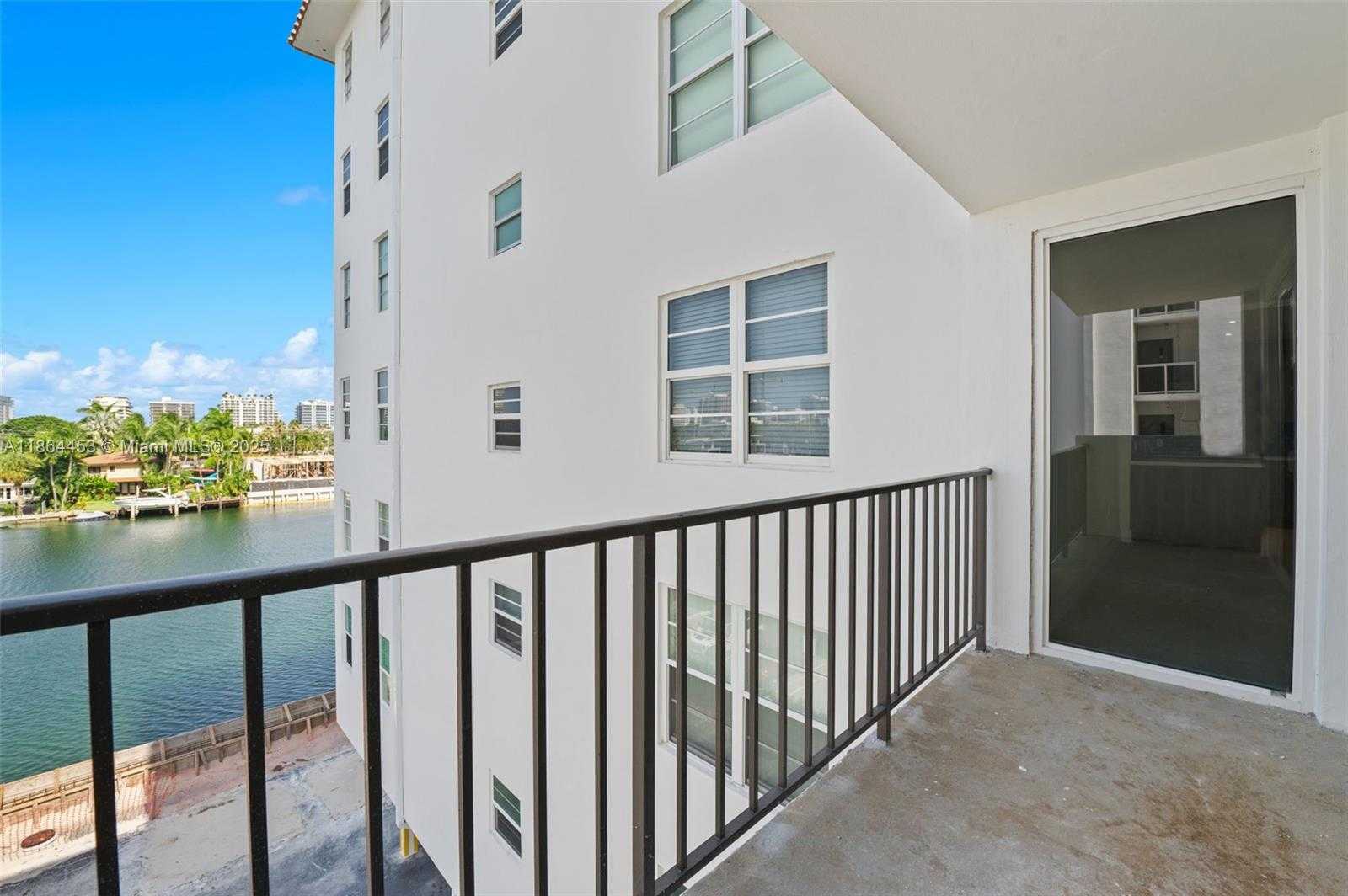 Small Image of 9341 EAST BAY HARBOR DR #4C, Bay Harbor Islands Number 25