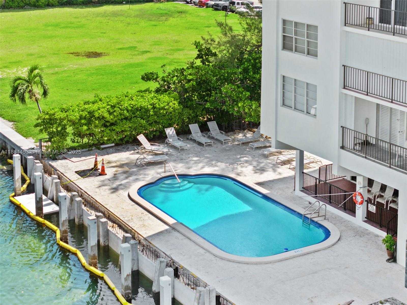 Small Image of 9341 EAST BAY HARBOR DR #4C, Bay Harbor Islands Number 33