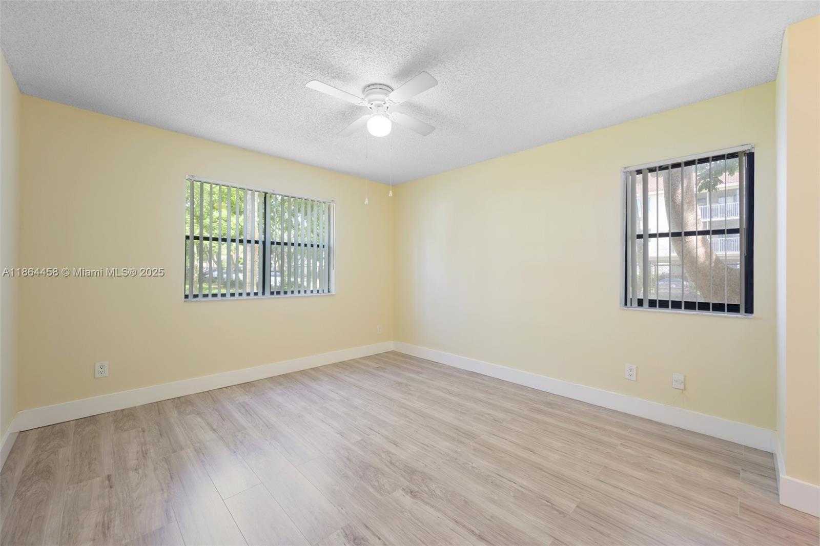 Small Image of 530 SOUTH PARK RD #18-11, Hollywood Number 10