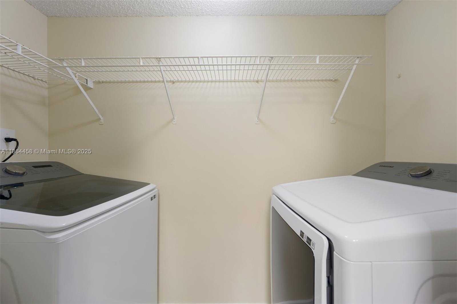 Small Image of 530 SOUTH PARK RD #18-11, Hollywood Number 13
