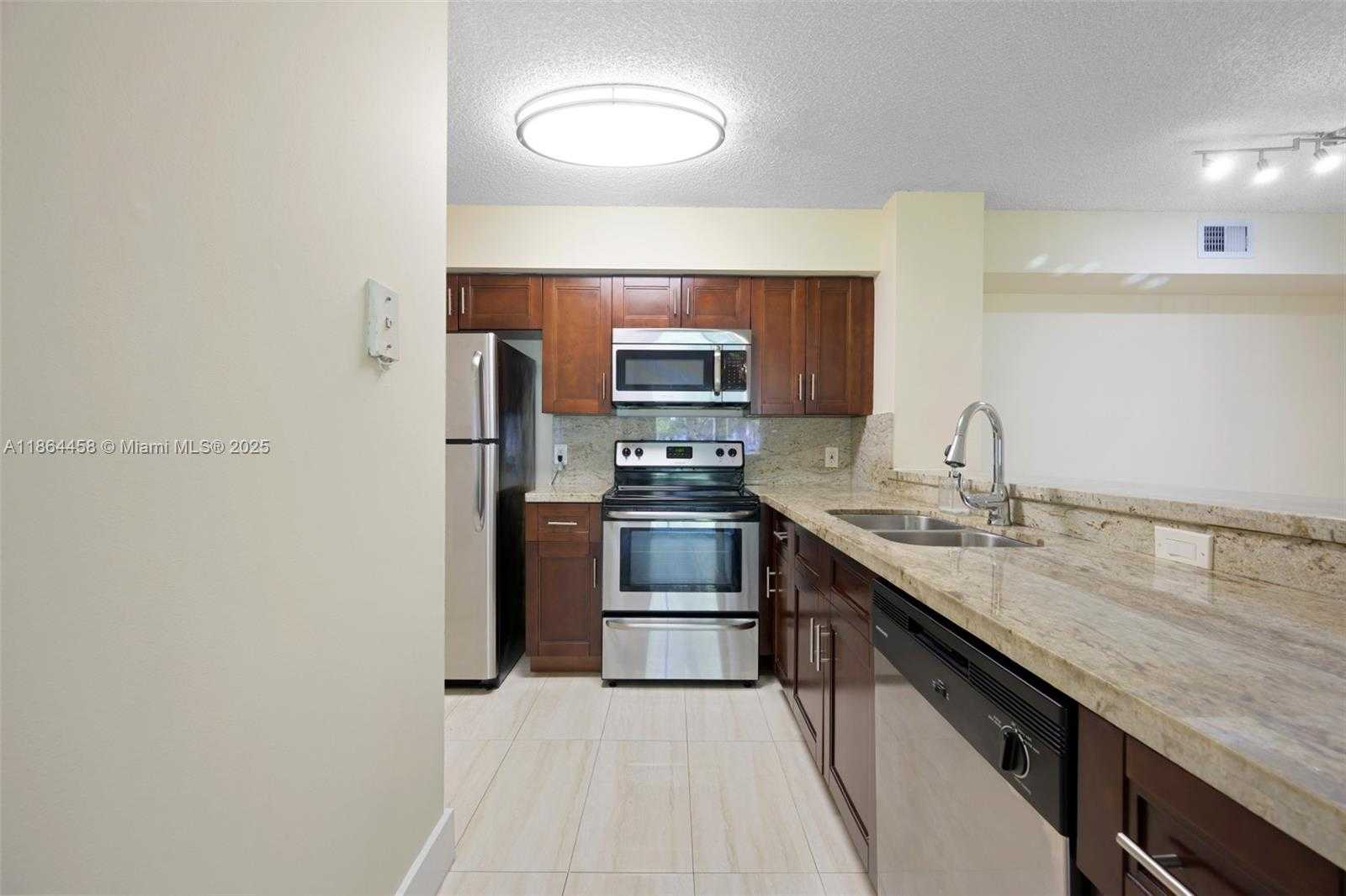 Small Image of 530 SOUTH PARK RD #18-11, Hollywood Number 20
