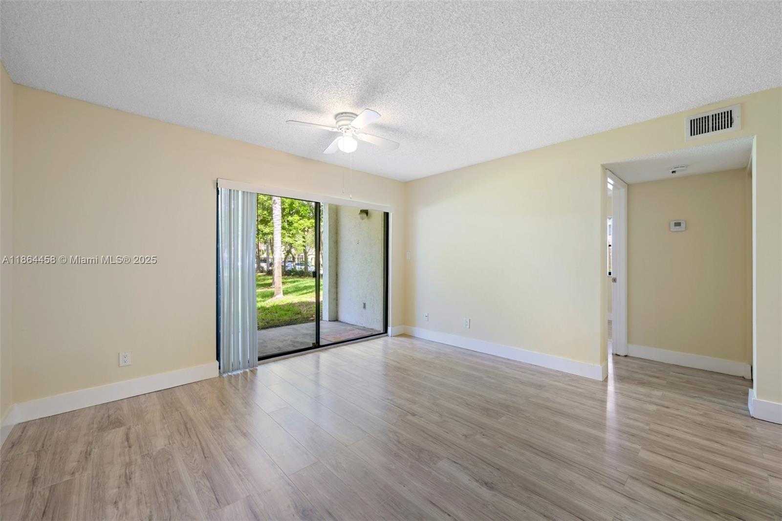 Small Image of 530 SOUTH PARK RD #18-11, Hollywood Number 23