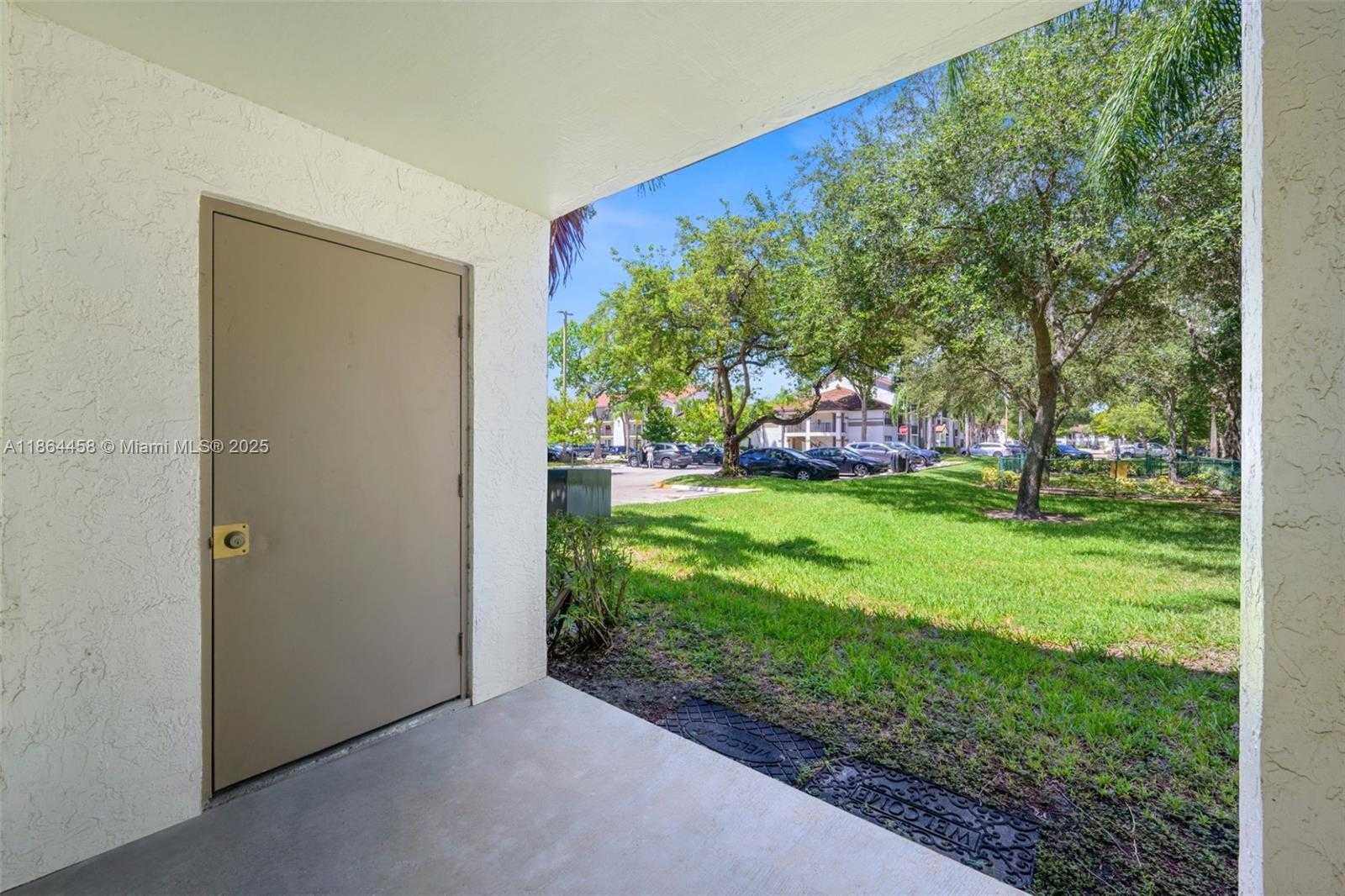 Small Image of 530 SOUTH PARK RD #18-11, Hollywood Number 8