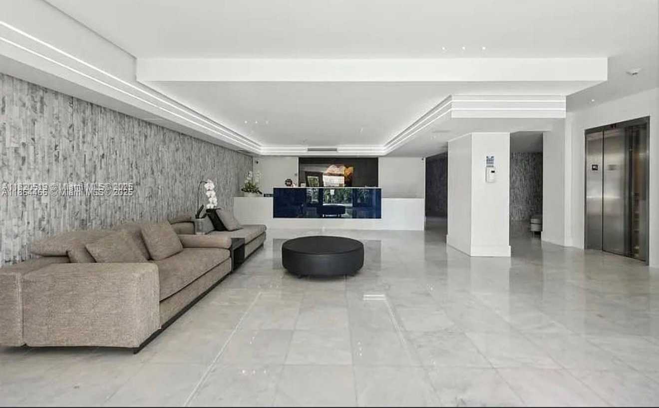 Small Image of 6423 EAST COLLINS AVE #206, Miami Beach Number 17