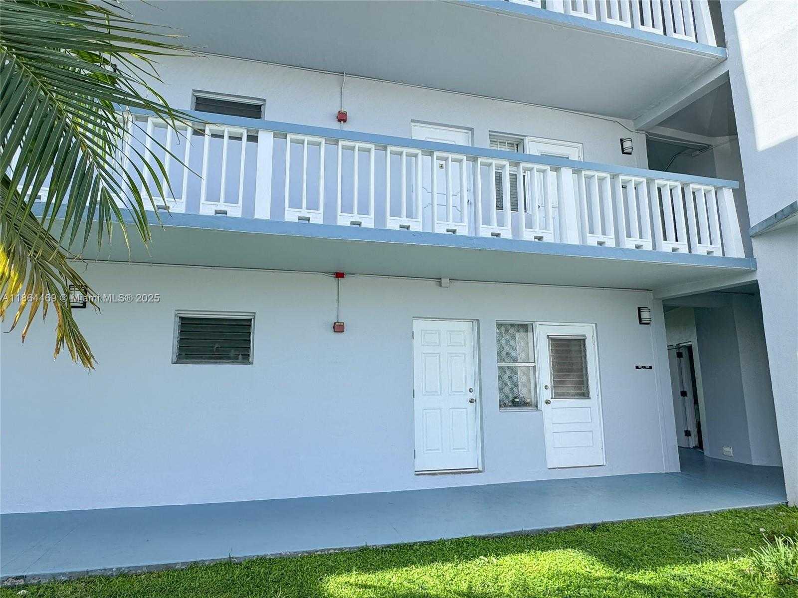 Small Image of 2300 PARK LN #105, Hollywood Number 6