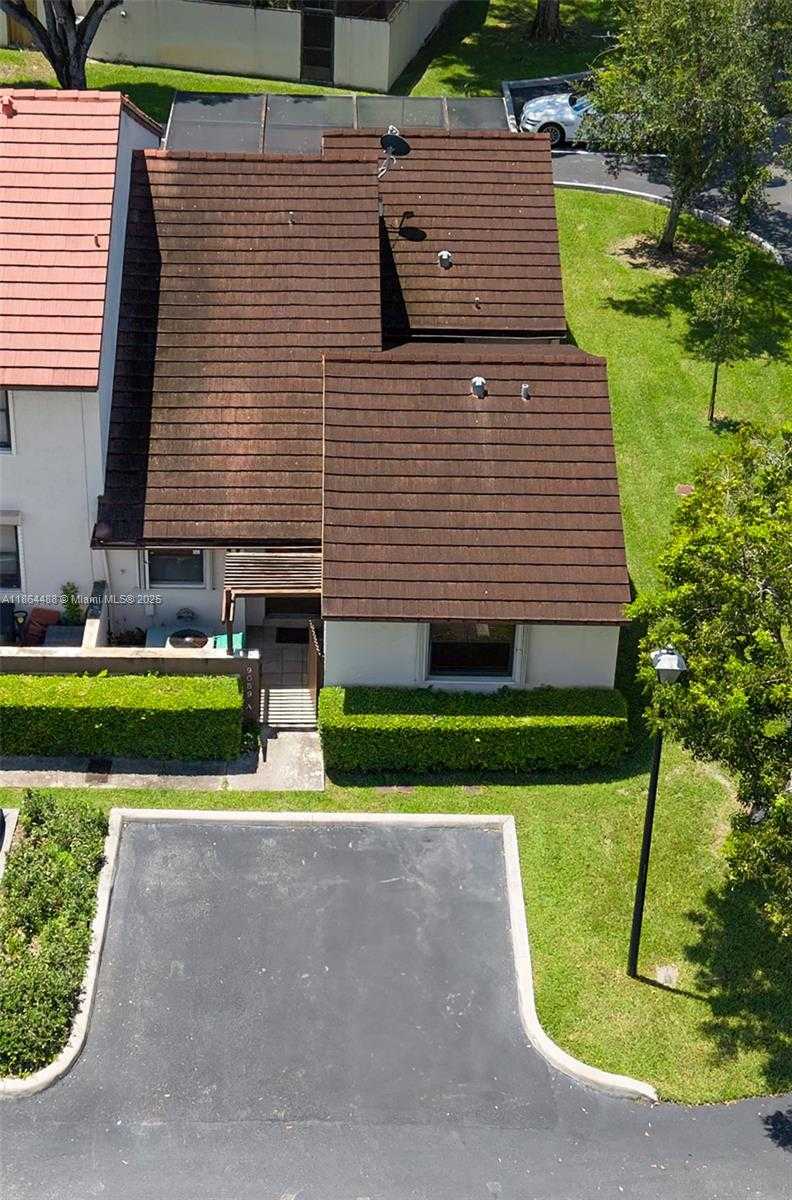 Small Image of 9059 SOUTH WEST 133RD CT #A, Miami Number 4