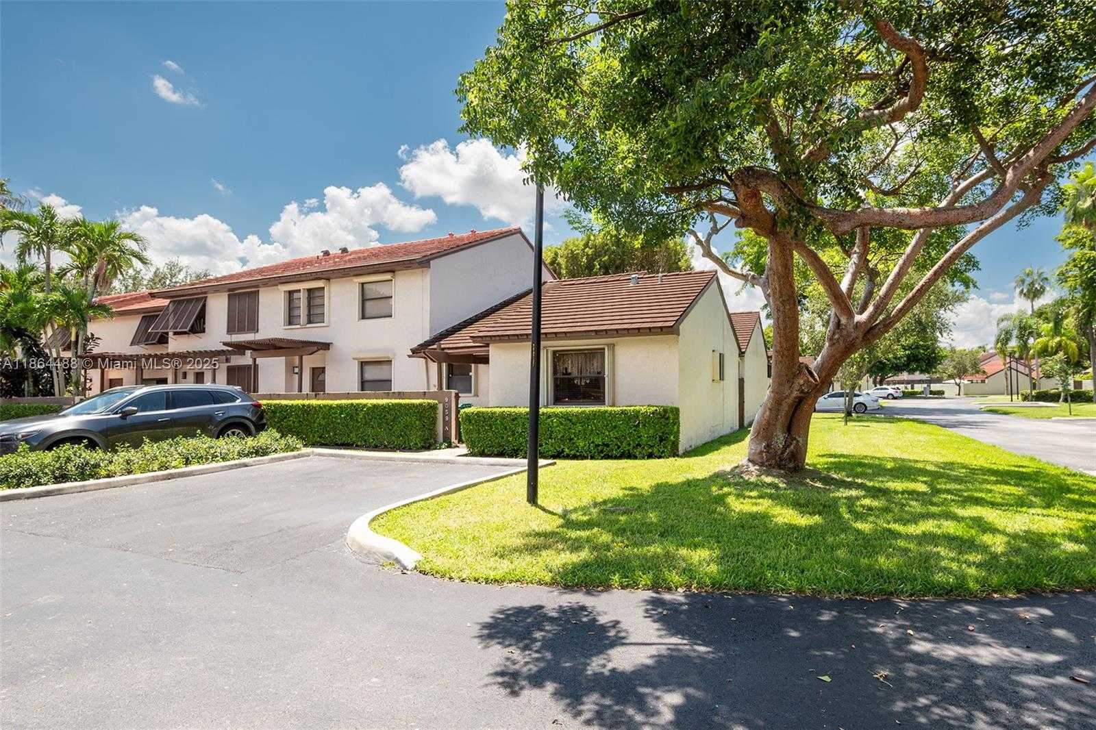 Small Image of 9059 SOUTH WEST 133RD CT #A, Miami Number 5