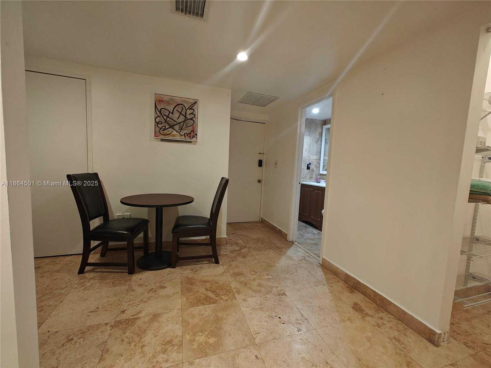 Small Image of 999 BRICKELL BAY DR #303, Miami Number 41