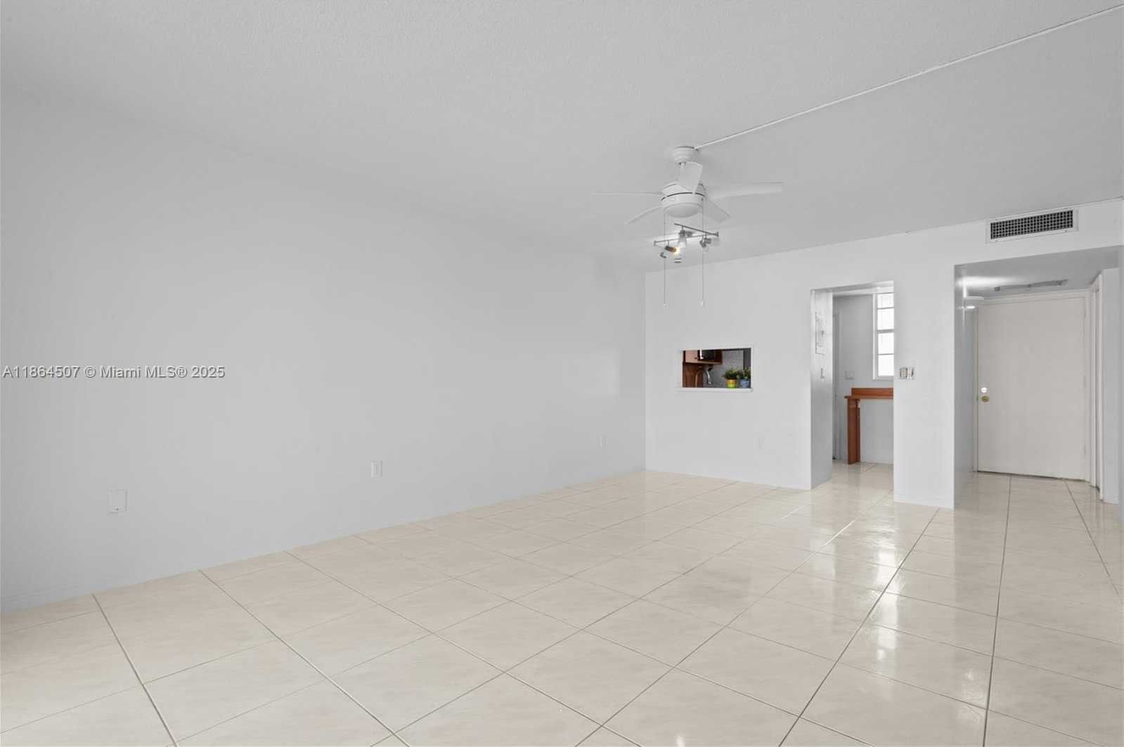 Small Image of 3030 MARCOS DRIVE #T-412, Aventura Number 12