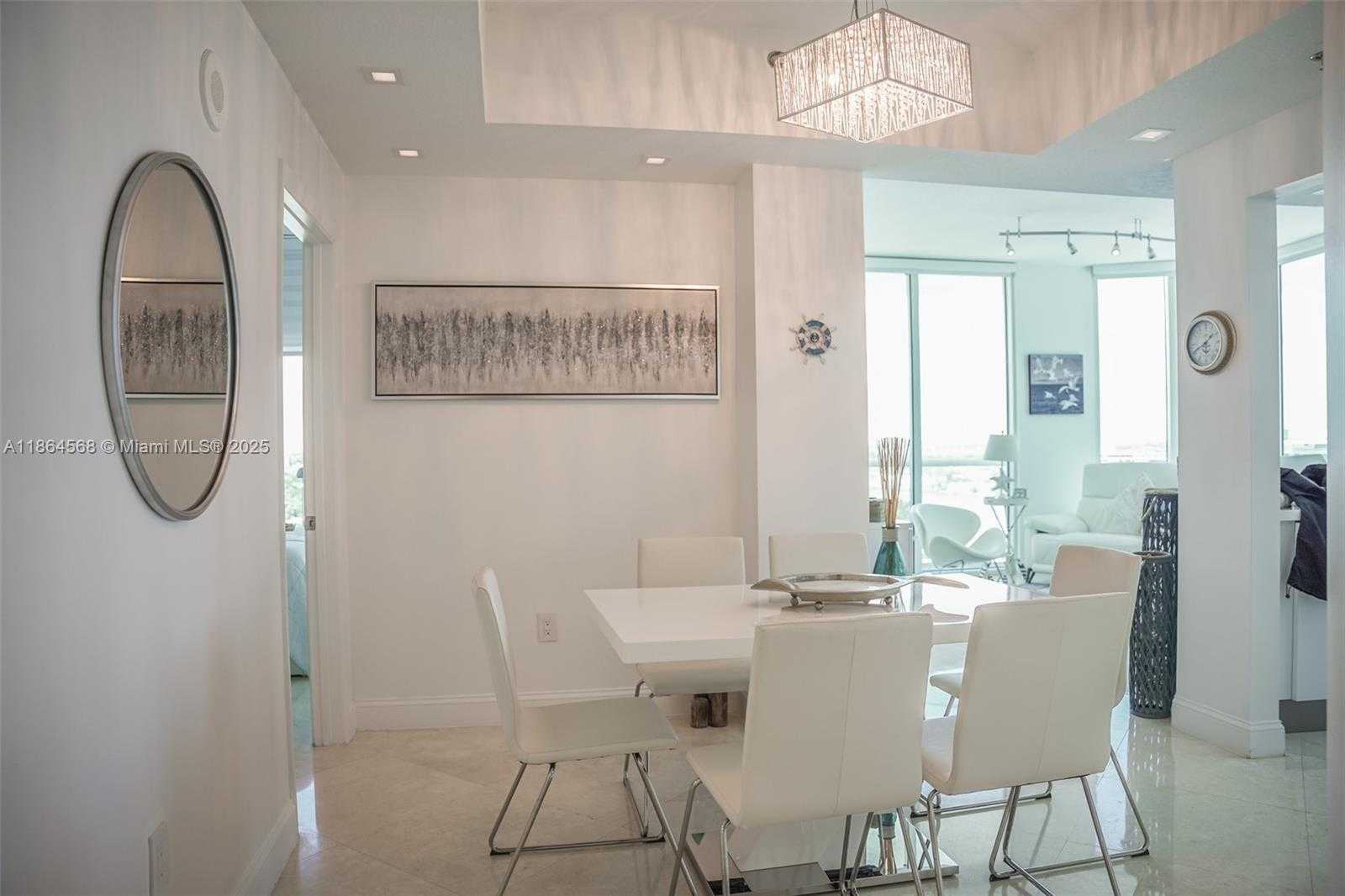 Small Image of 6515 COLLINS AVE #1709, Miami Beach Number 11