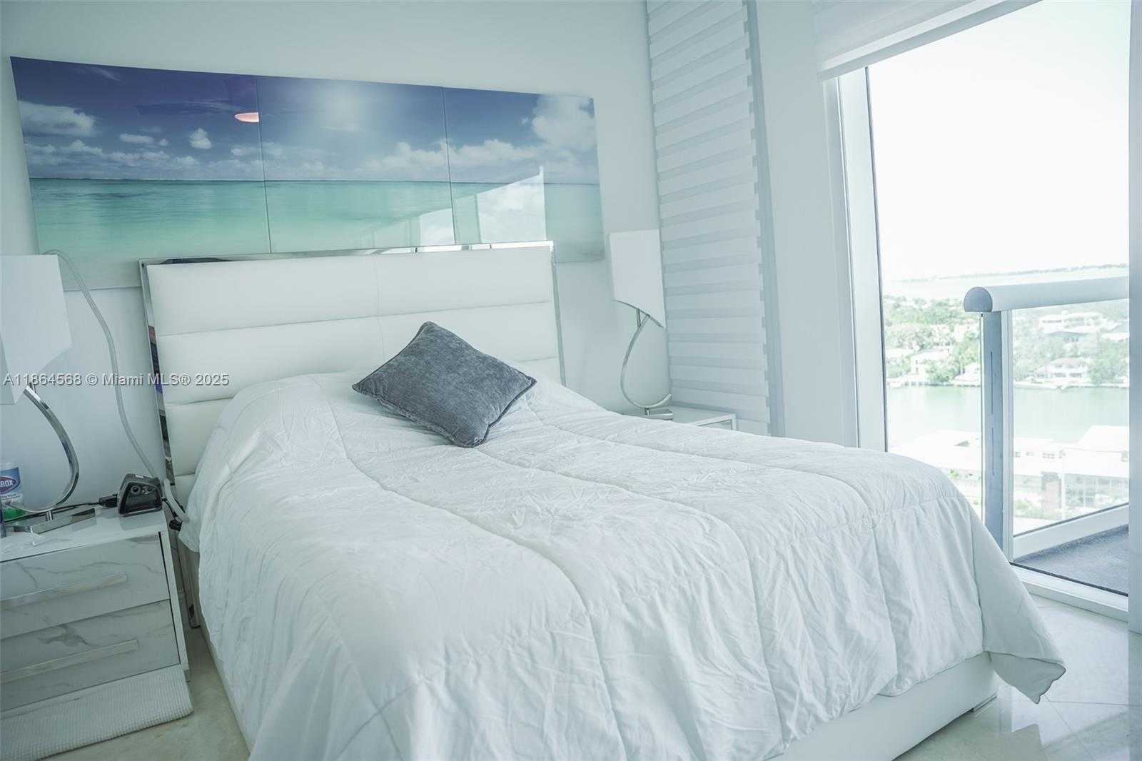 Small Image of 6515 COLLINS AVE #1709, Miami Beach Number 13