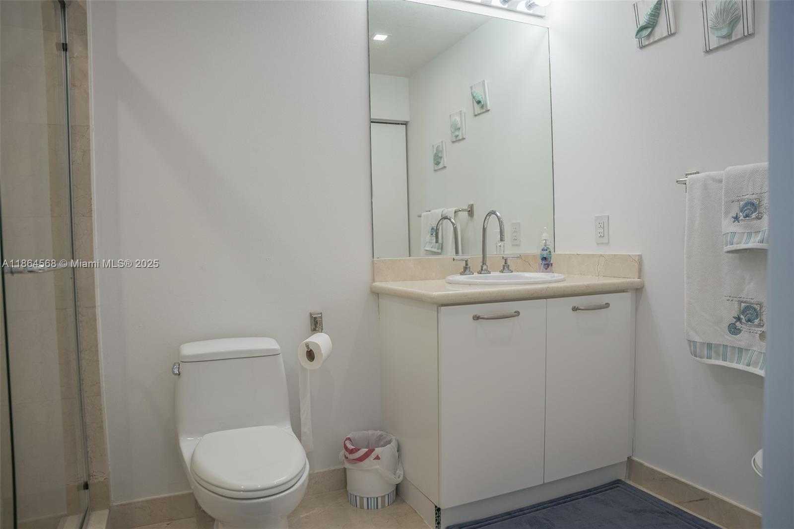 Small Image of 6515 COLLINS AVE #1709, Miami Beach Number 14