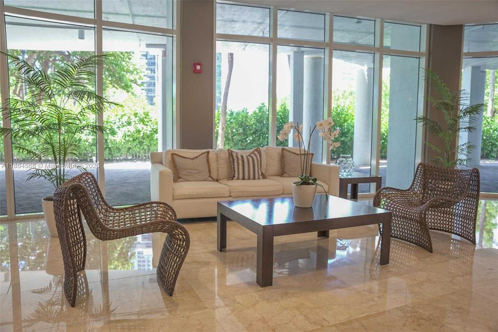 Small Image of 6515 COLLINS AVE #1709, Miami Beach Number 17