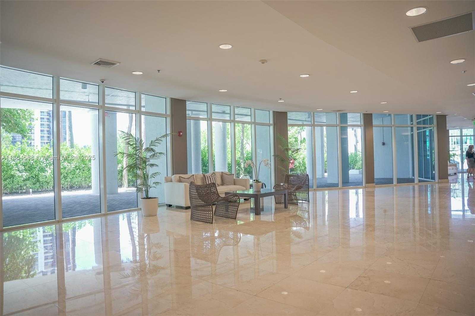 Small Image of 6515 COLLINS AVE #1709, Miami Beach Number 19