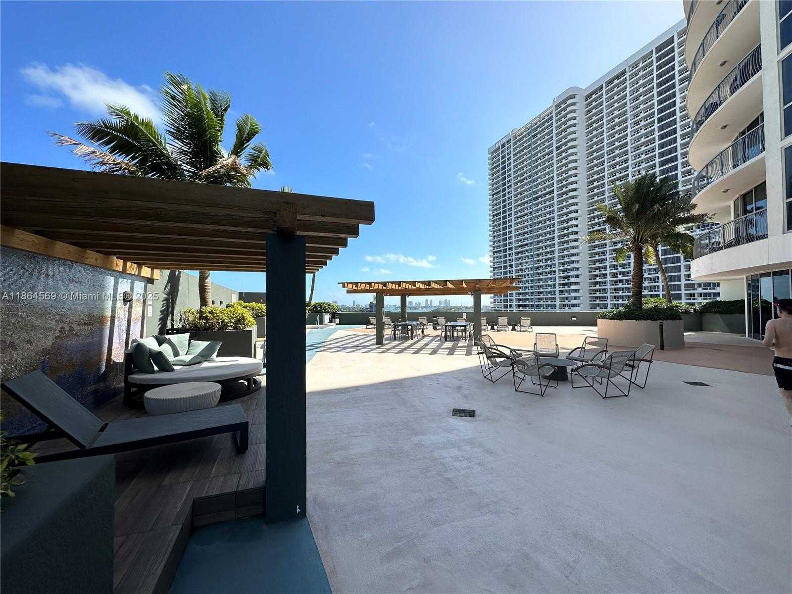 Small Image of 1750 NORTH BAYSHORE DR #5614, Miami Number 5