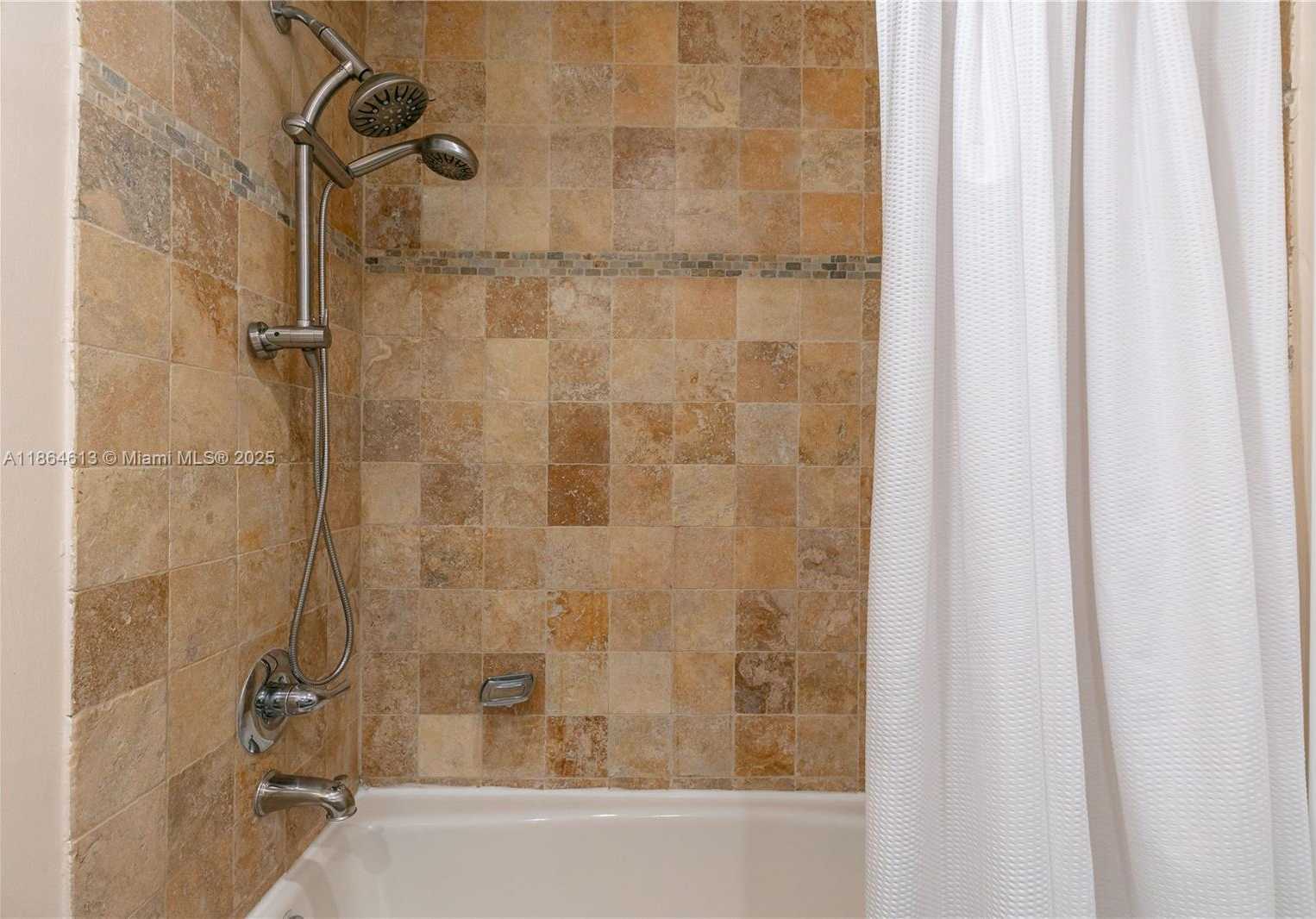Small Image of 20291 NORTH EAST 30TH AVE #PH-10, Aventura Number 14