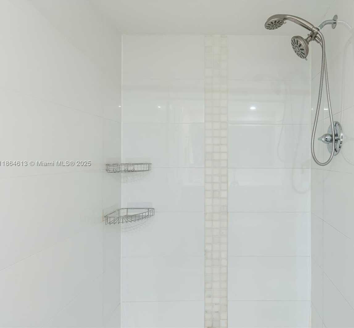 Small Image of 20291 NORTH EAST 30TH AVE #PH-10, Aventura Number 19