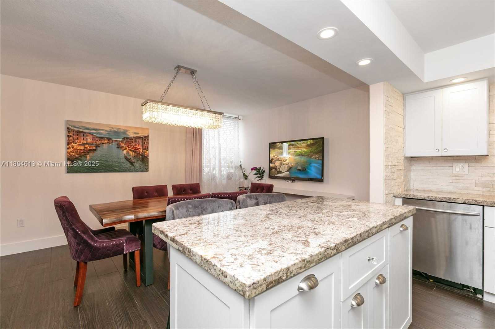 Small Image of 20291 NORTH EAST 30TH AVE #PH-10, Aventura Number 26
