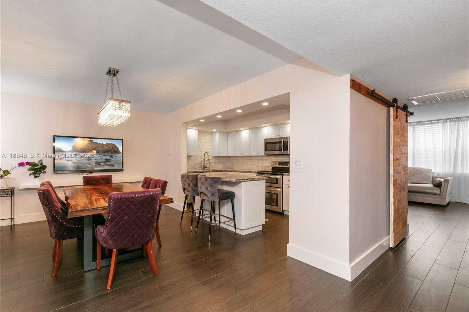 Small Image of 20291 NORTH EAST 30TH AVE #PH-10, Aventura Number 27