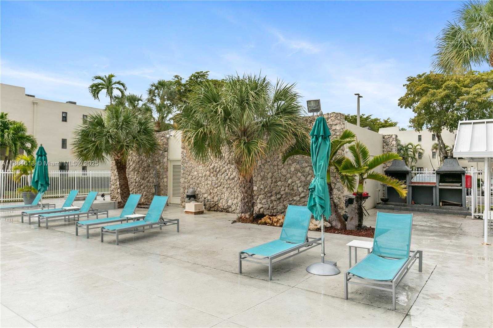 Small Image of 20291 NORTH EAST 30TH AVE #PH-10, Aventura Number 36