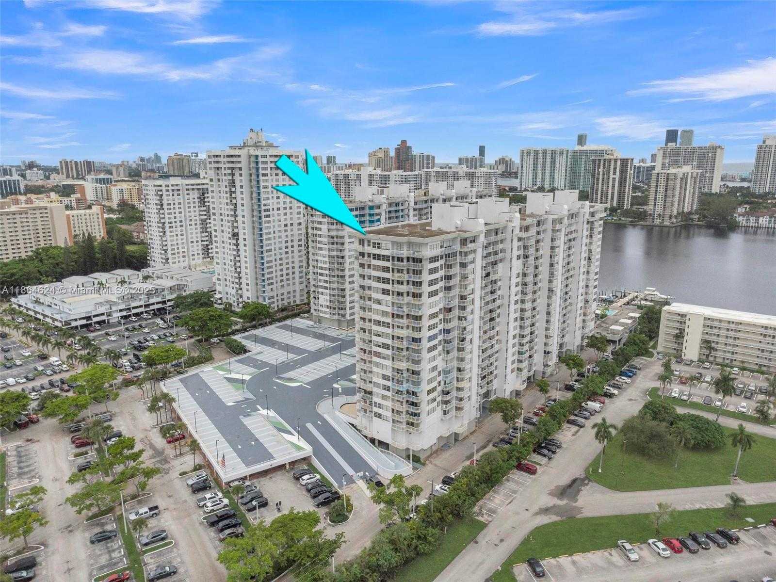 Small Image of 18011 BISCAYNE BLVD #PH04, Aventura Number 33