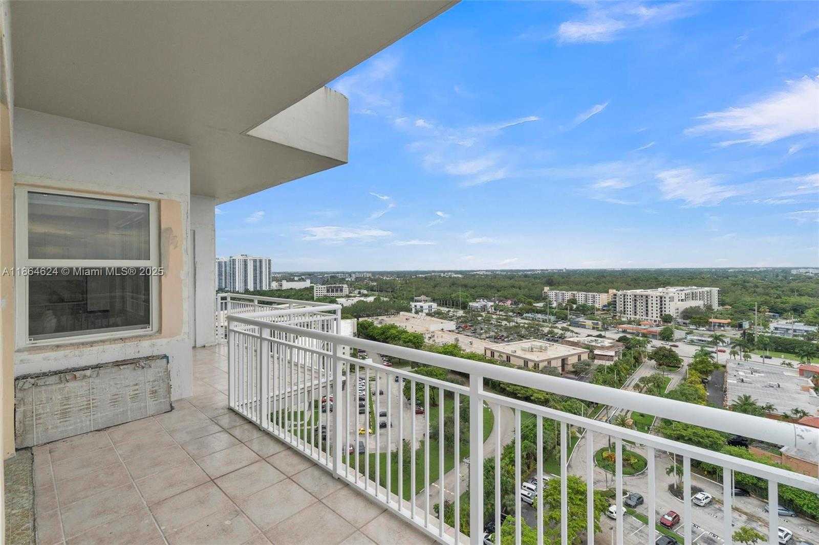 Small Image of 18011 BISCAYNE BLVD #PH04, Aventura Number 45