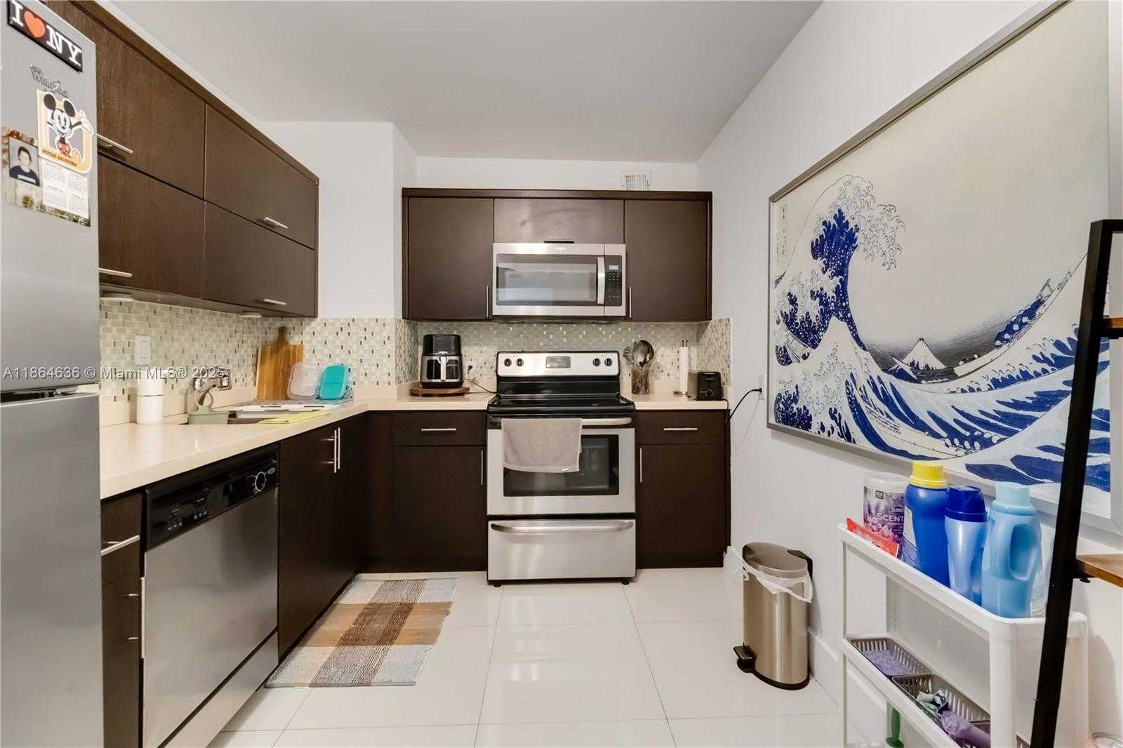 Small Image of 100 BAYVIEW DR #2014, Sunny Isles Beach Number 14