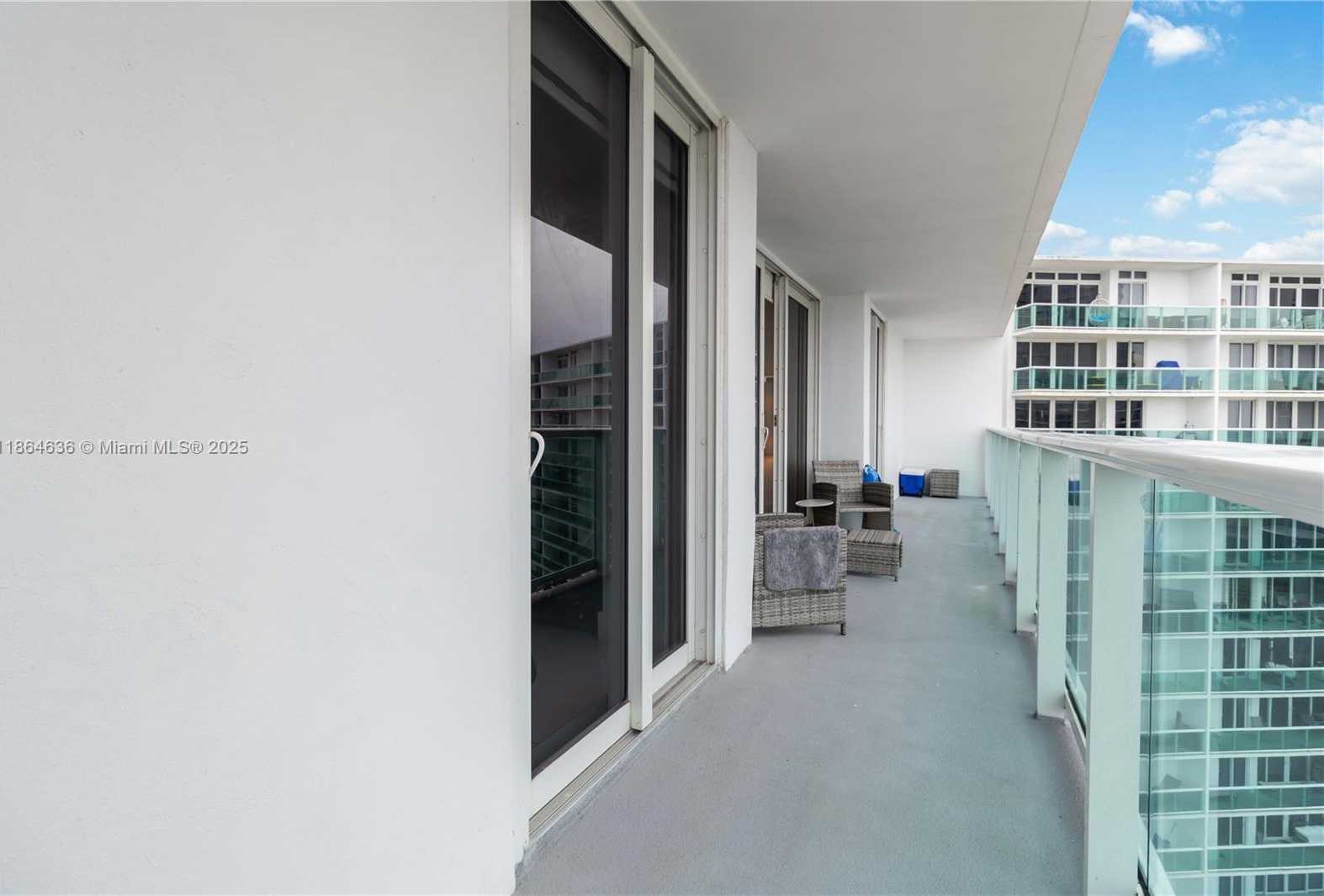 Small Image of 100 BAYVIEW DR #2014, Sunny Isles Beach Number 29