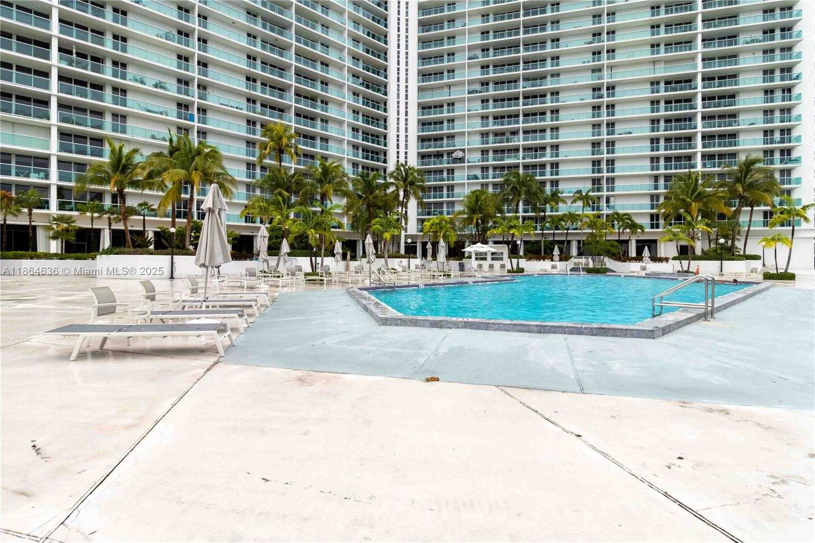 Small Image of 100 BAYVIEW DR #2014, Sunny Isles Beach Number 36