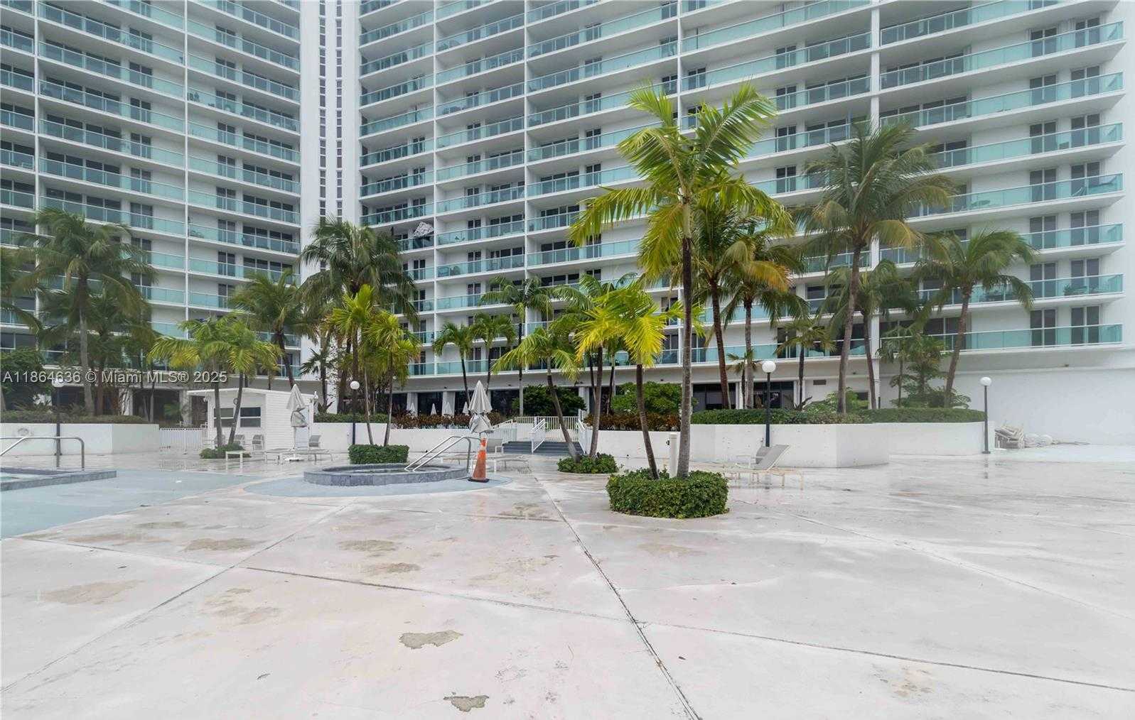Small Image of 100 BAYVIEW DR #2014, Sunny Isles Beach Number 40