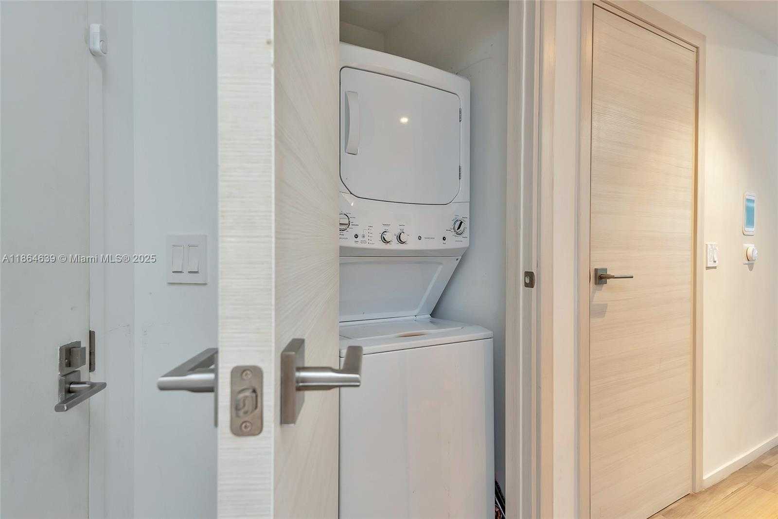 Small Image of 801 SOUTH MIAMI AVE #1708, Miami Number 10